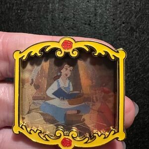 Disney Beauty and the Beast Yellow Picture Frame lenticular pin